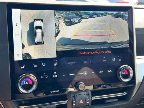 Used 2025 Lexus GX 550 image 40