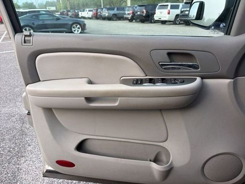 Used 2007 Chevrolet Tahoe LS RWD image 5