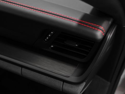 Used 2023 Porsche 911 GT3 image 34