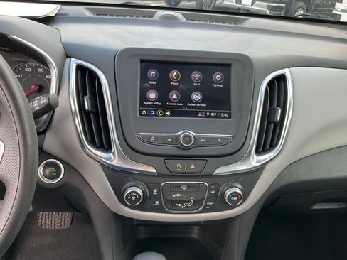 Used 2022 Chevrolet Equinox LS FWD image 12