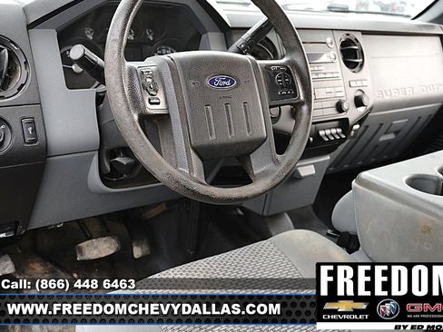 Used 2015 Ford F550 4x4 Crew Cab Super Duty image 19