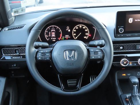 Used 2023 Honda Civic Sport image 17