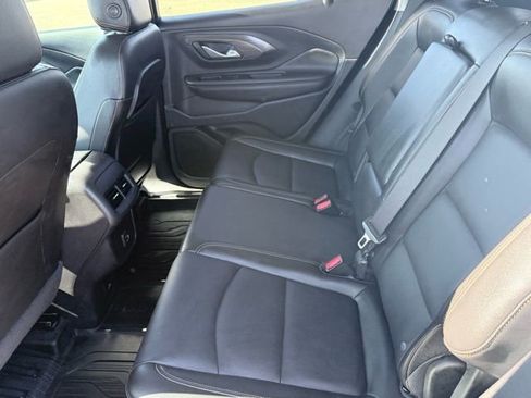 Used 2021 GMC Terrain SLT w/ Elevation Edition image 18
