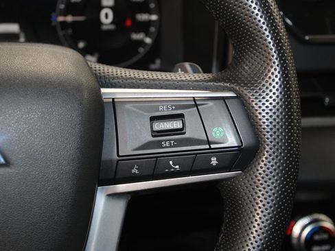 Used 2024 Mitsubishi Outlander SEL image 39