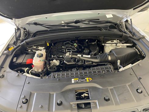 Used 2023 Jeep Grand Cherokee Altitude image 31