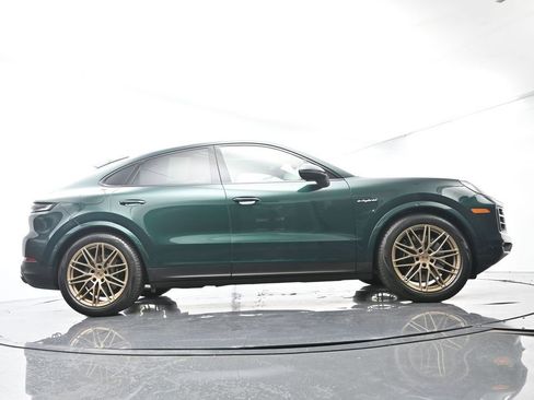 Certified 2025 Porsche Cayenne S AWD/4WD image 55