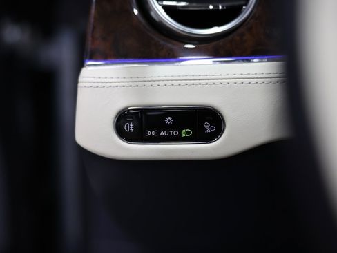 Used 2021 Bentley Continental GT image 41