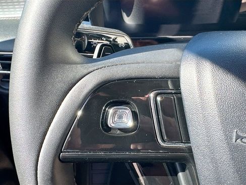 Used 2023 Lincoln Corsair AWD image 14