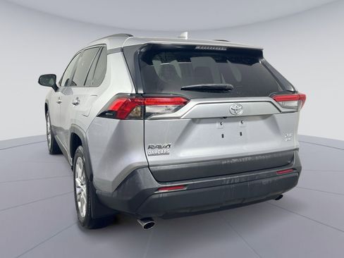 Used 2024 Toyota RAV4 XLE Premium image 4