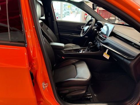 New 2026 Jeep Compass Latitude image 9