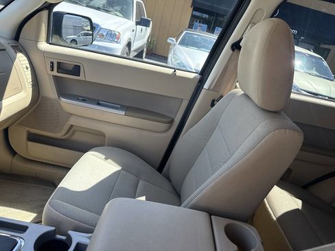 Used 2012 Ford Escape XLT image 15