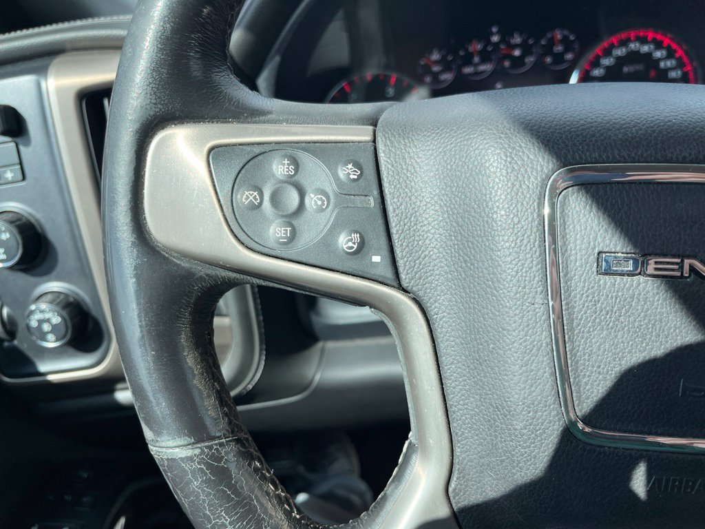 Used 2016 GMC Sierra 2500 Denali w/ Duramax Plus Package AWD/4WD image 17