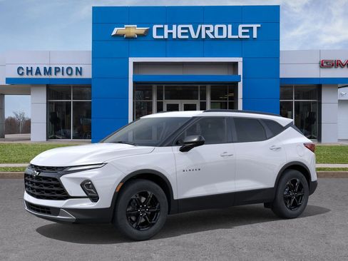 New 2026 Chevrolet Blazer LT w/ Midnight/Sport Edition image 2