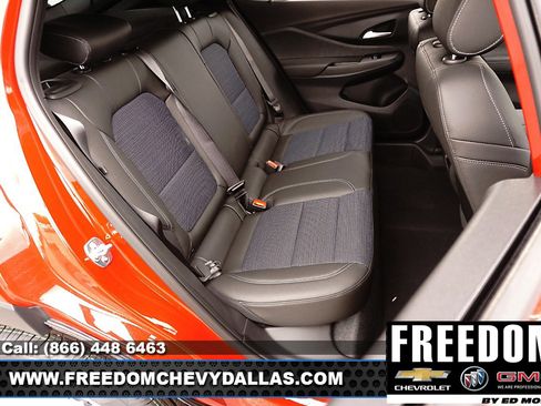 New 2026 Buick Envista Preferred FWD image 16