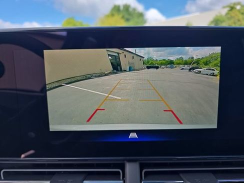 New 2026 Chevrolet Trax ACTIV w/ Sunroof Package FWD image 23