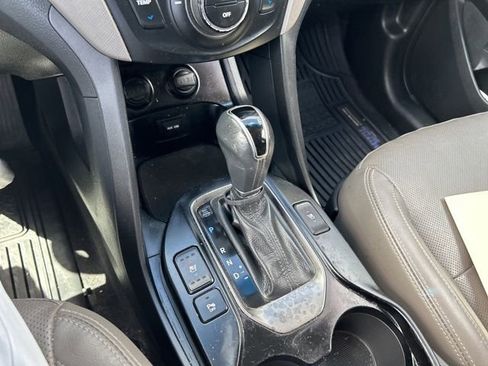 Used 2015 Hyundai Santa Fe Limited w/ Option Group 04 image 24