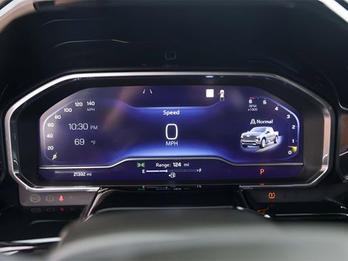 Used 2023 Chevrolet Silverado 1500 High Country w/ Technology Package image 14