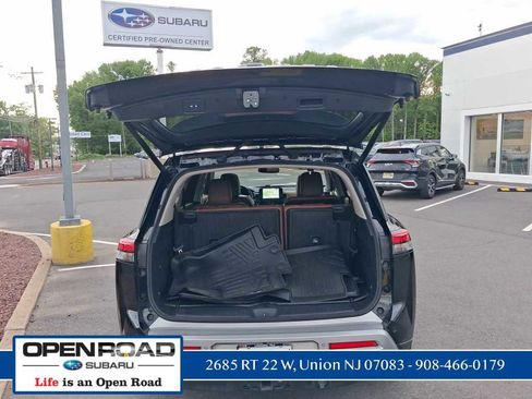 Used 2022 Nissan Pathfinder Platinum w/ Cargo Package AWD/4WD image 33