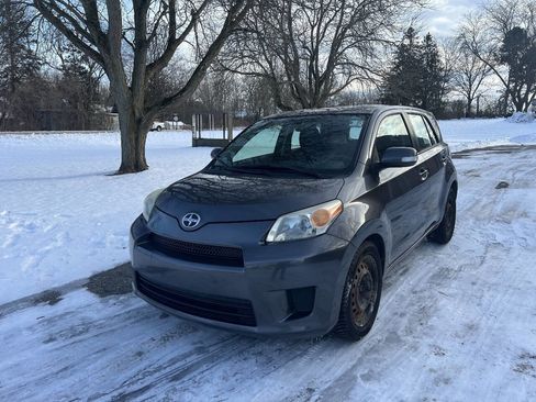 Used 2008 Scion xD image 1