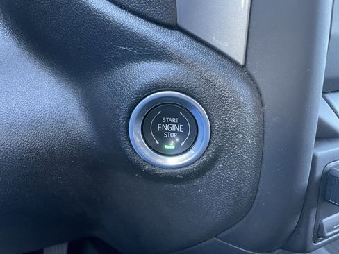 Used 2023 Chevrolet Silverado 1500 Custom image 47