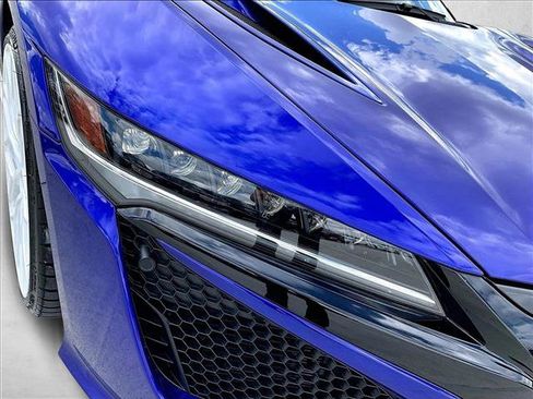 Used 2017 Acura NSX image 28