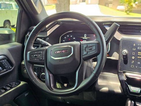 Used 2024 GMC Sierra 2500 AT4 w/ AT4 Premium Plus Package AWD/4WD image 20
