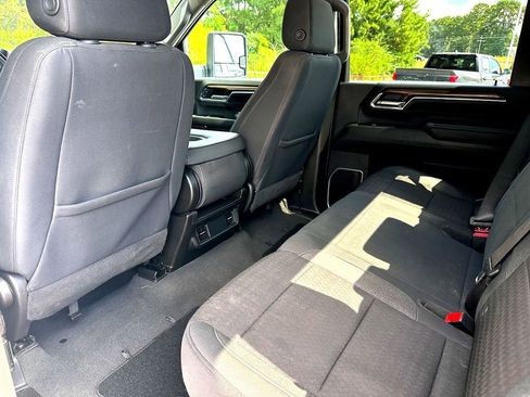 Used 2024 Chevrolet Silverado 2500 LT image 26