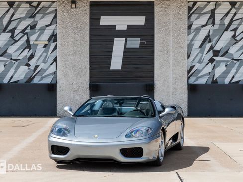 Used 2005 Ferrari 360 Spider image 5