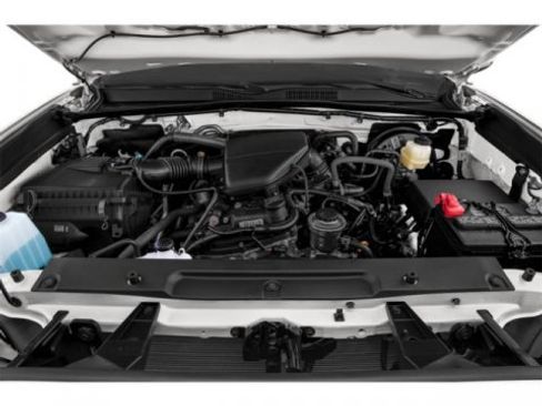 Used 2019 Toyota Tacoma SR5 AWD/4WD image 12