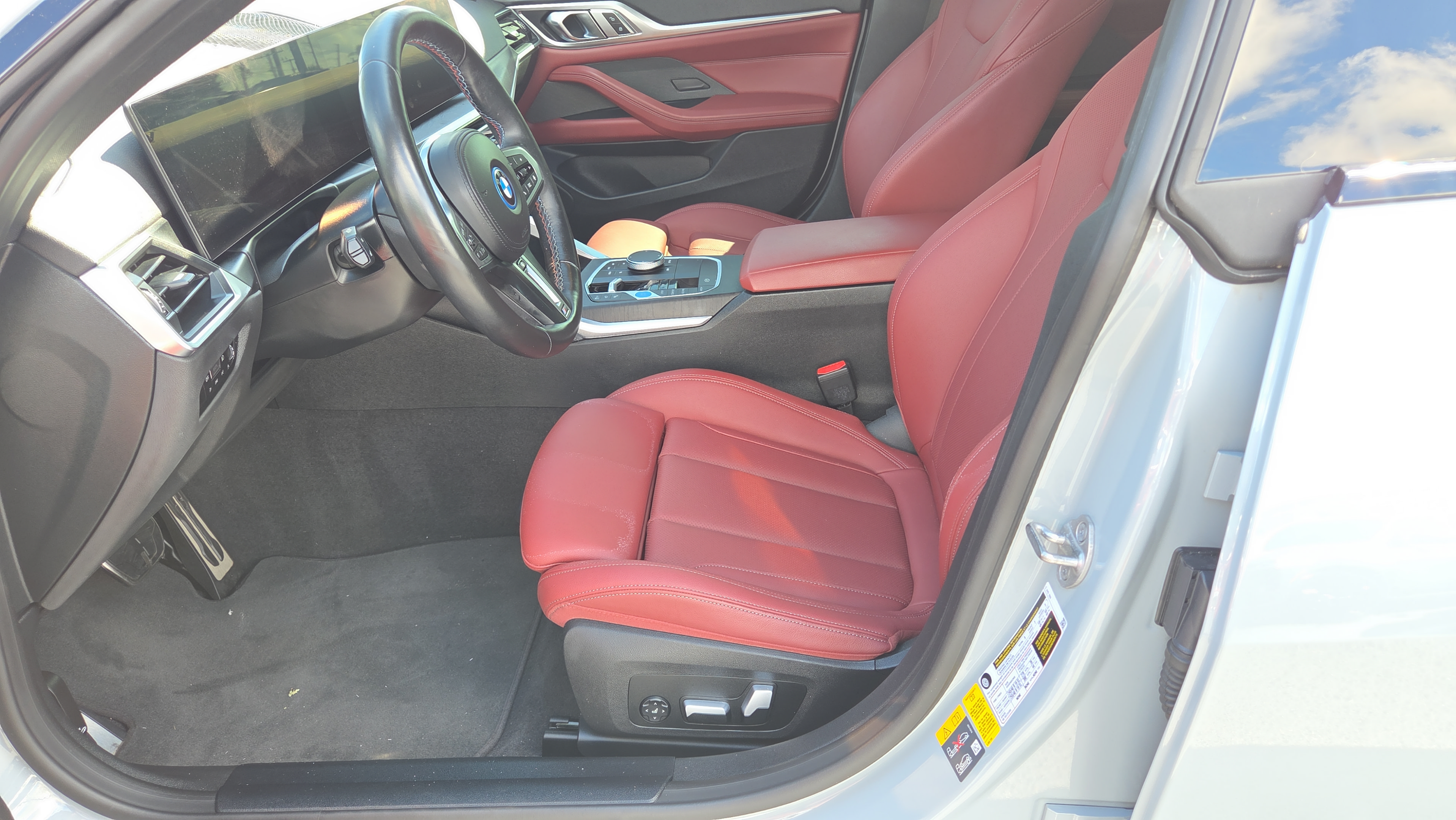 Certified 2024 BMW i4 M50 w/ Premium Package AWD/4WD image 9