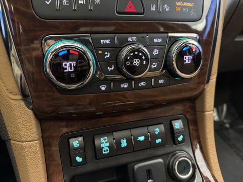 Used 2016 Buick Enclave Premium w/ Experience Buick Package image 23