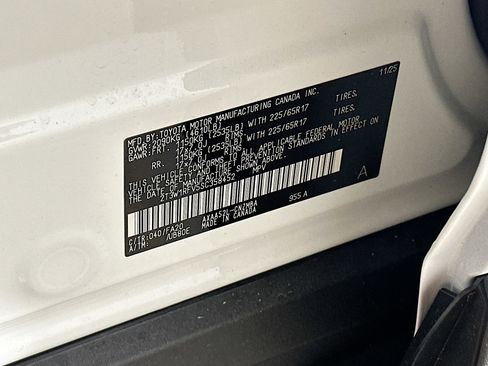 Used 2025 Toyota RAV4 XLE w/ Convenience Package image 12