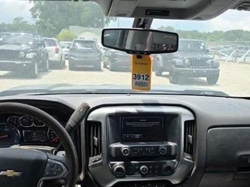 Used 2018 Chevrolet Silverado 1500 LT w/ All Star Edition RWD image 2