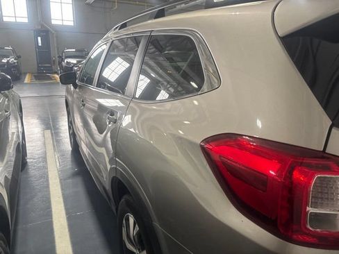Used 2019 Subaru Ascent Premium AWD/4WD image 7