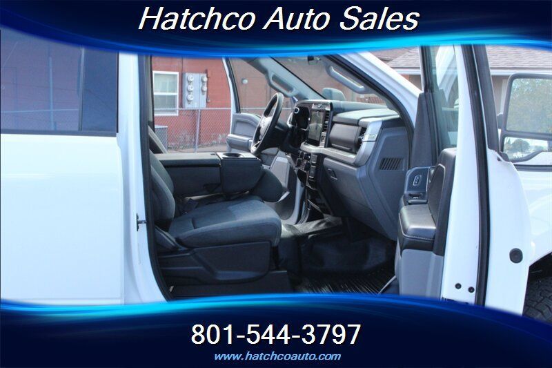 Used 2025 Ford F250 XLT w/ Black Appearance Package AWD/4WD image 21