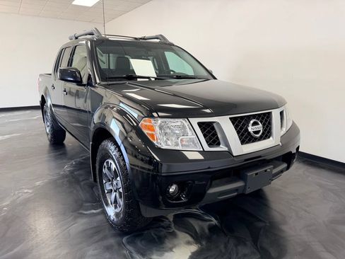 Used 2018 Nissan Frontier PRO-4X AWD/4WD image 24