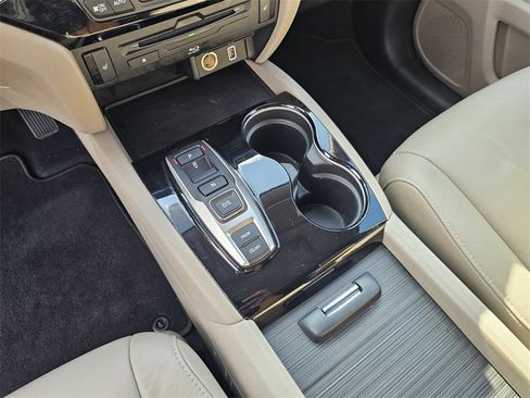 Used 2022 Honda Pilot Touring image 24