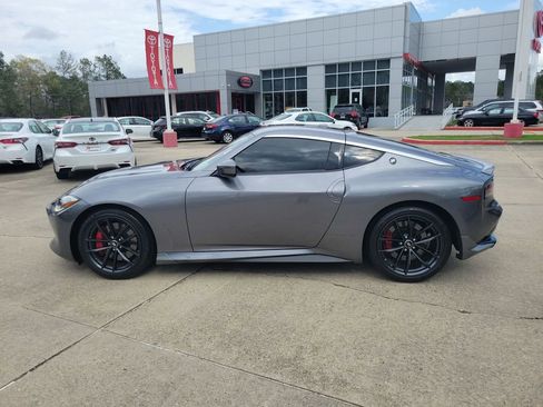 Used 2024 Nissan Z Performance w/ Floor Mat Package image 2