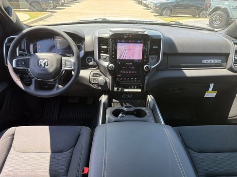 New 2026 RAM 1500 Big Horn AWD/4WD image 18