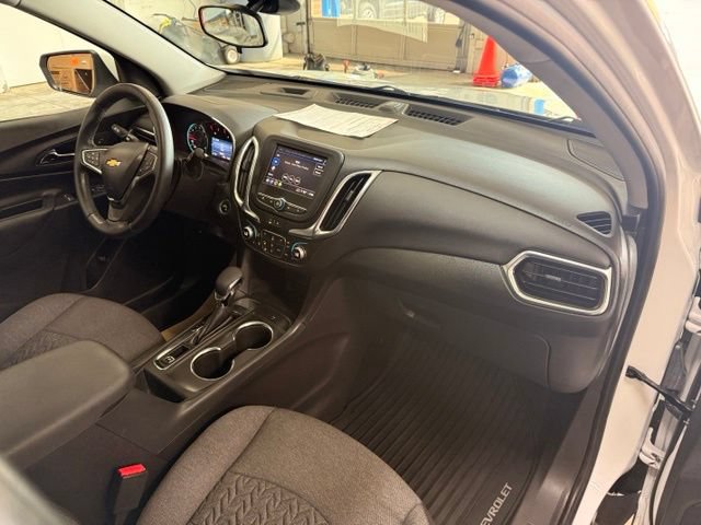 Used 2024 Chevrolet Equinox LT FWD image 26