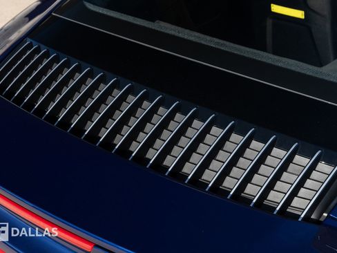 Used 2021 Porsche 911 Turbo image 18