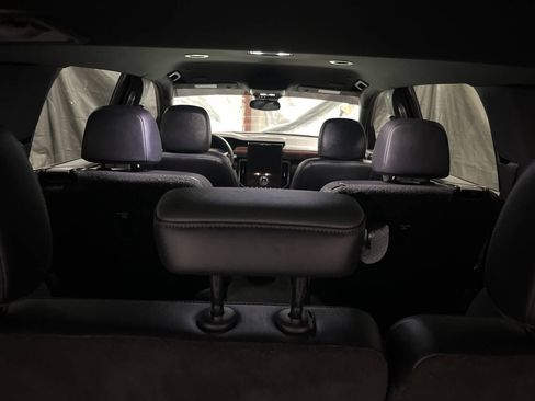 Used 2024 GMC Acadia AT4 w/ Luxury Package AWD/4WD image 29