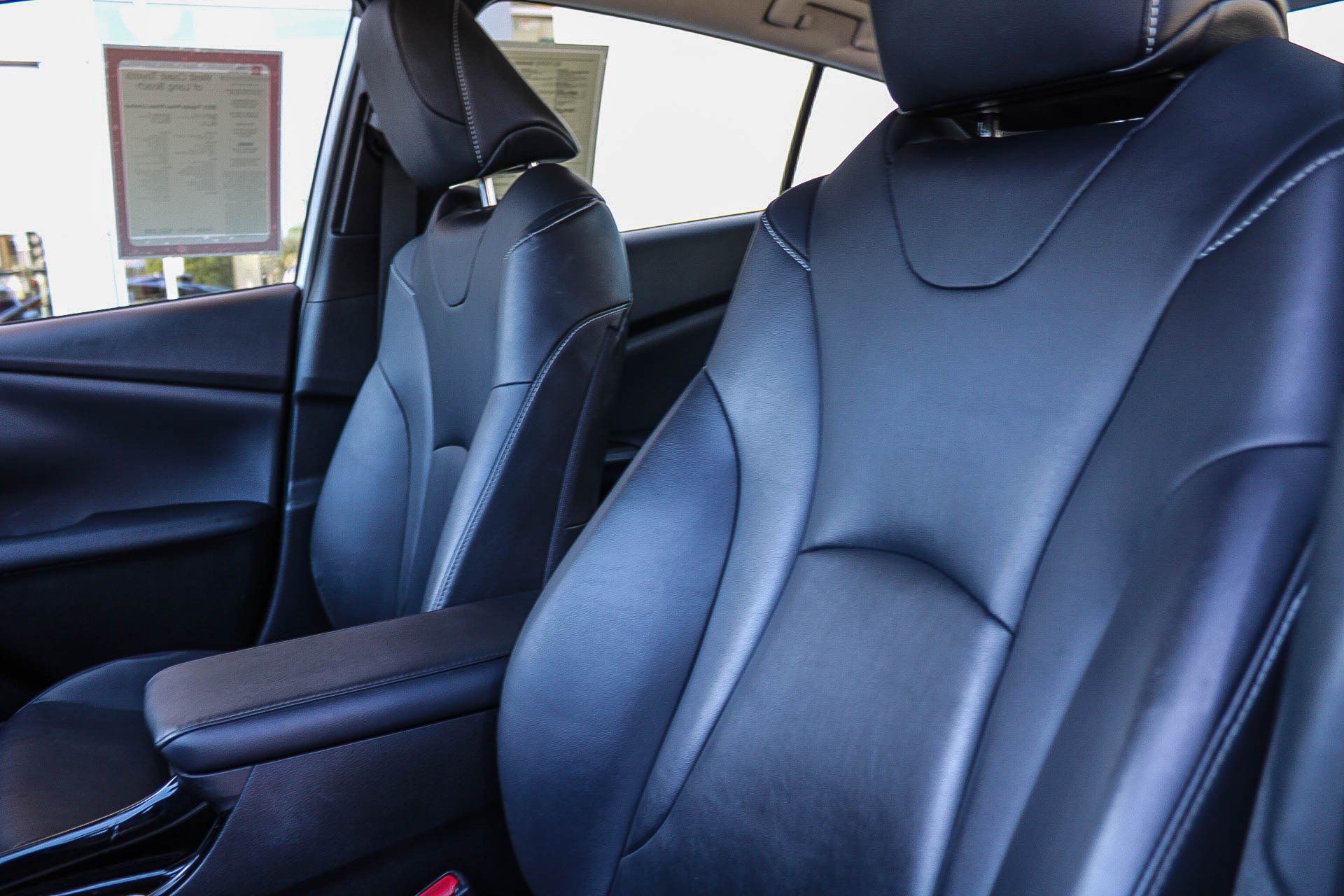 Certified 2021 Toyota Prius Prime Limited FWD image 24