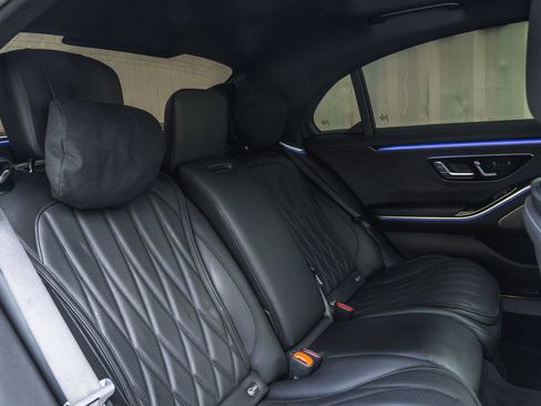 Used 2024 Mercedes-Benz S 63 AMG S image 23