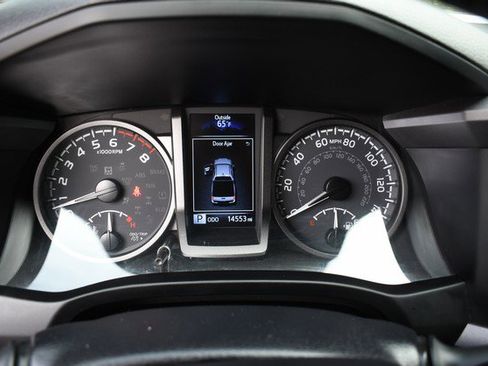 Certified 2023 Toyota Tacoma TRD Off-Road w/ Advanced Technology Package image 31