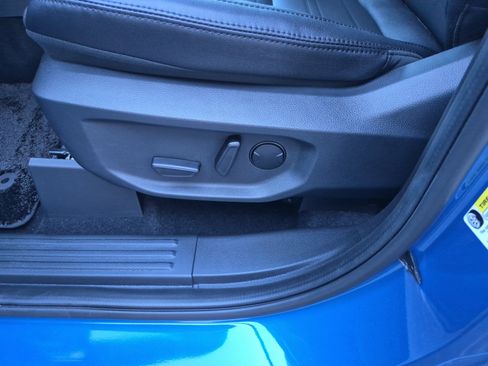 New 2025 Ford Ranger Lariat w/ Black Appearance Package image 13