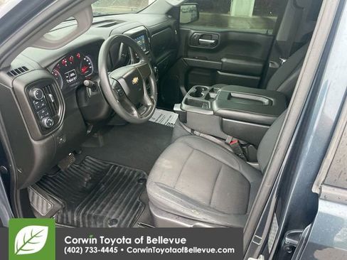 Used 2019 Chevrolet Silverado 1500 Custom w/ Custom Value Package image 12