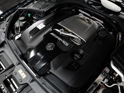 Used 2025 Mercedes-Benz S 63 AMG S w/ Rear Seat Package image 39
