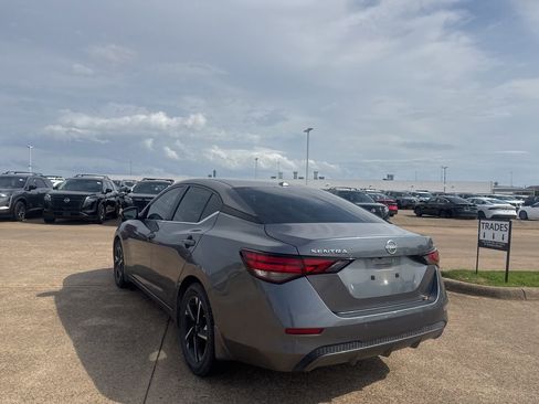 Used 2024 Nissan Sentra SV image 15