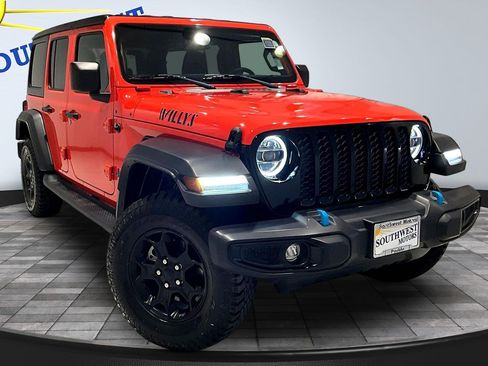 Used 2023 Jeep Wrangler Unlimited w/ Cold Weather Group AWD/4WD image 3